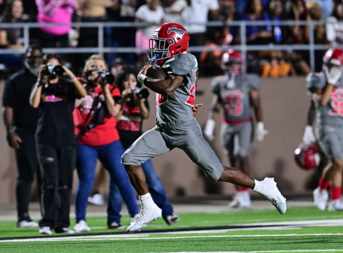 North Shore's offense could not be stopped on Friday night.